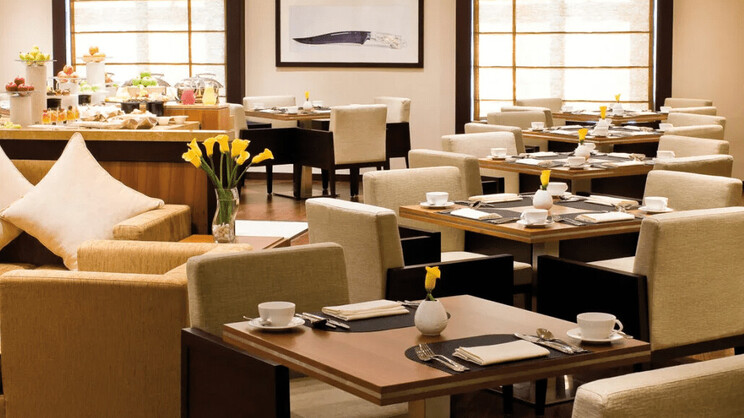 AVANI Deira Dubai Hotel